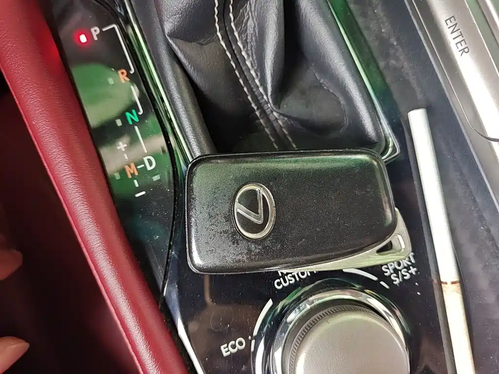 Lexus GS 2018 — фото 12