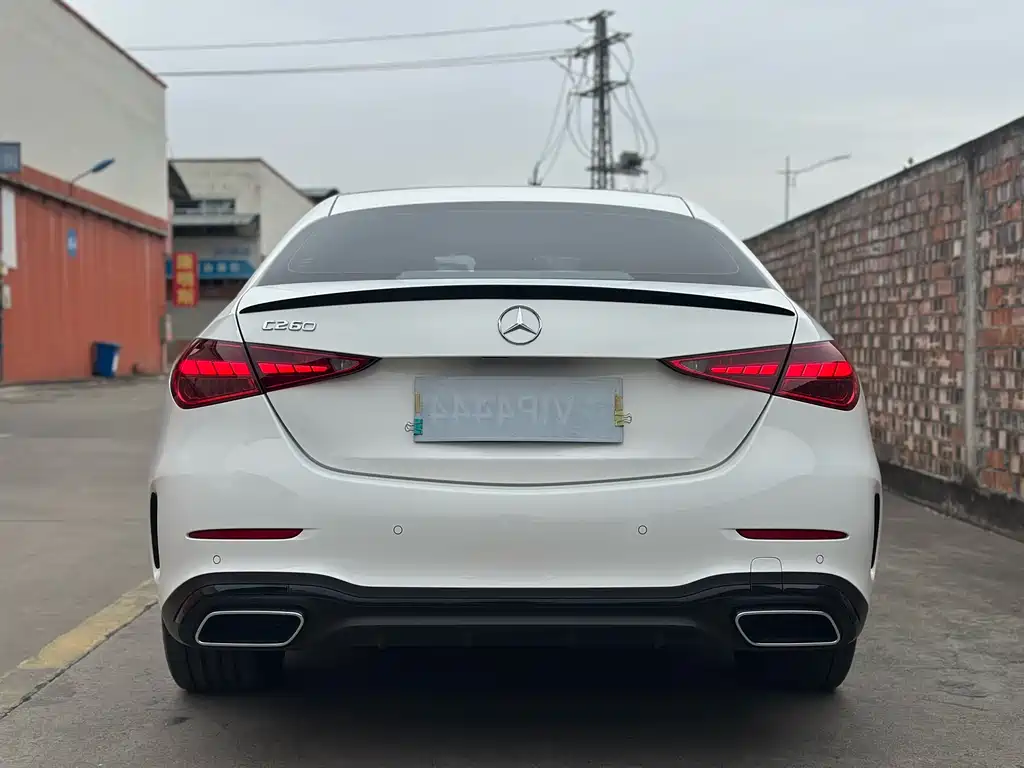 Mercedes-Benz C-Class 2023 — фото 4
