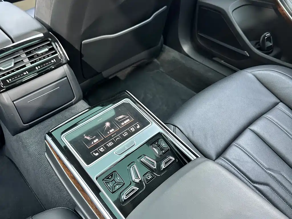 Audi A8 2019