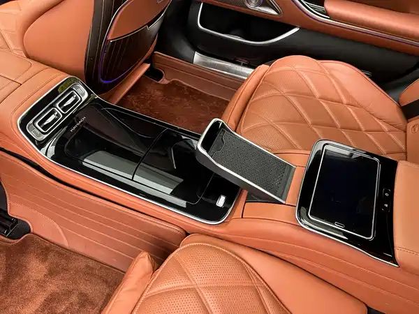 Mercedes-Benz Maybach S-Class 2023