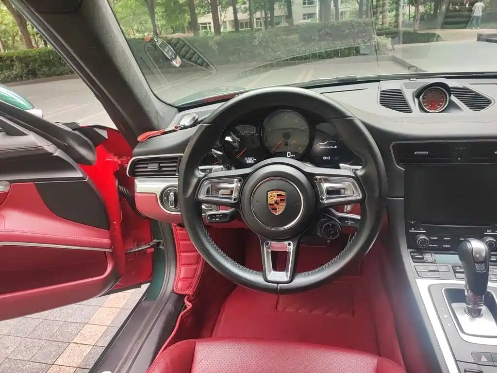 Porsche 911 2017