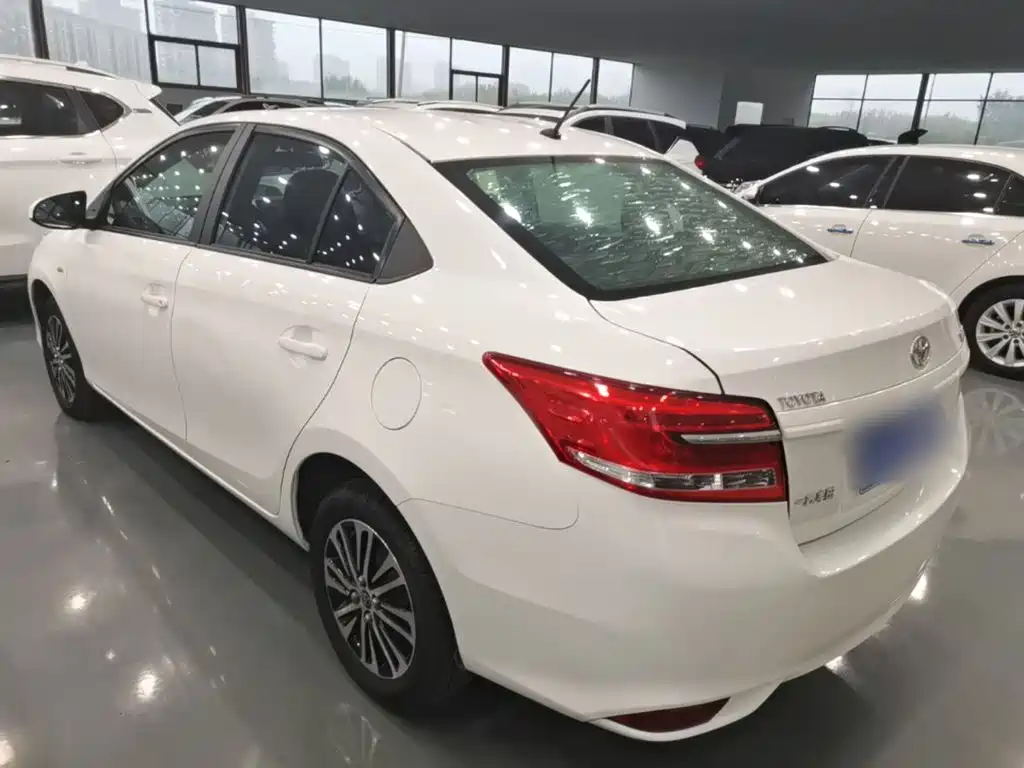 Toyota Vios 2018 — фото 5