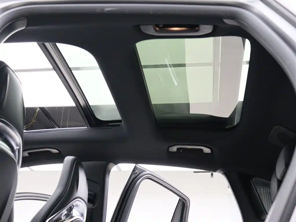 Mercedes-Benz GLA AMG 2021 — фото 8