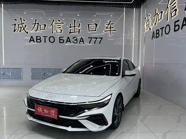 Hyundai Elantra 2023