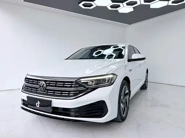 Volkswagen Sagitar 2023