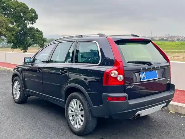 Volvo XC90 2006