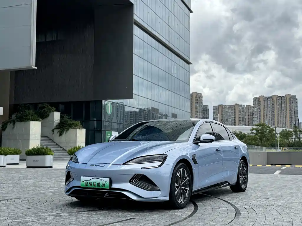 BYD Seal 2023 — фото 1