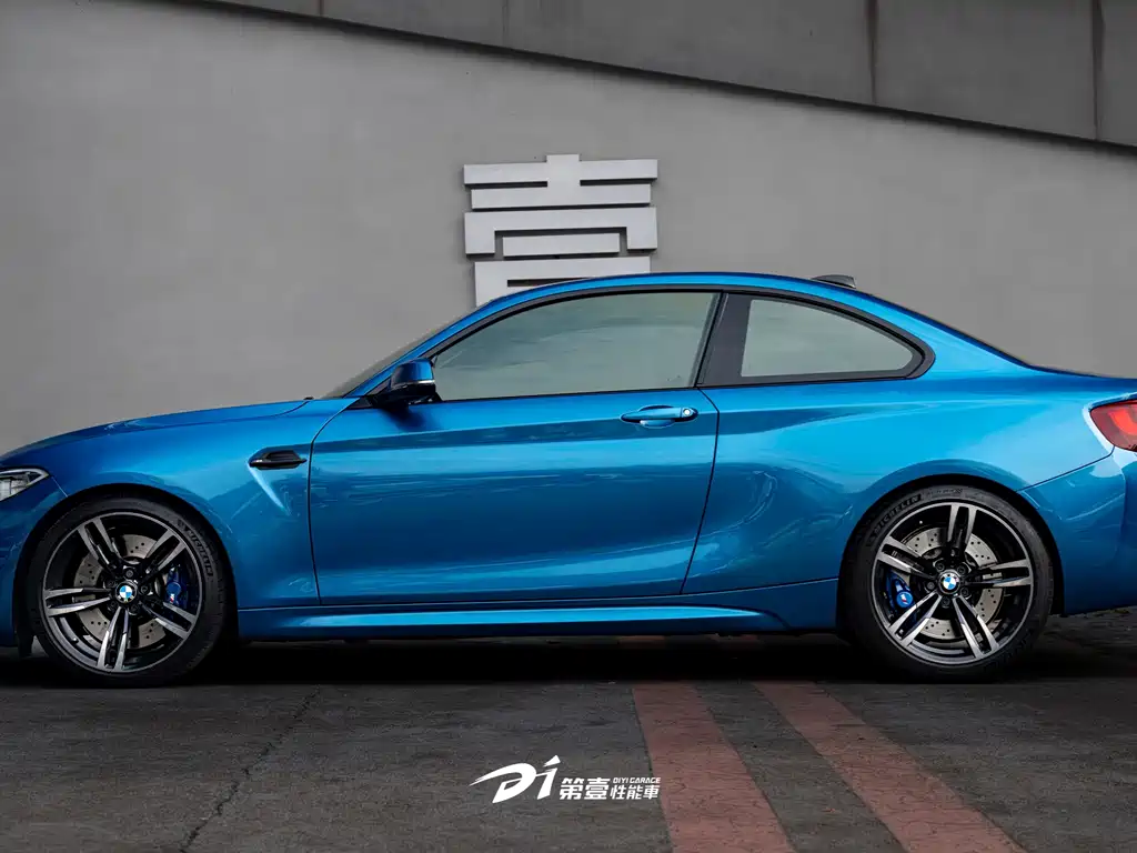 BMW M2 2016