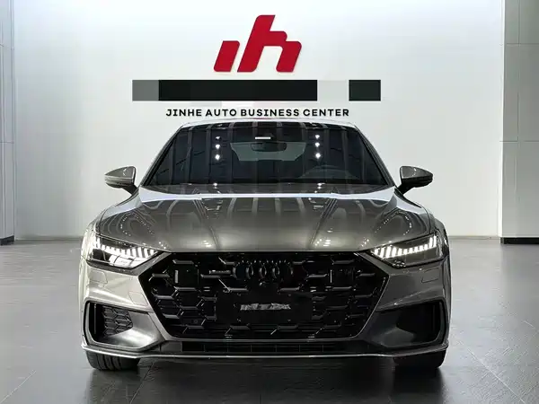 Audi A7L 2025