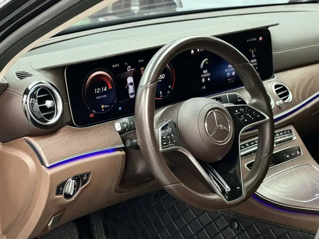 Mercedes-Benz E-Class 2021