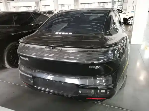 Zeekr 007 2024