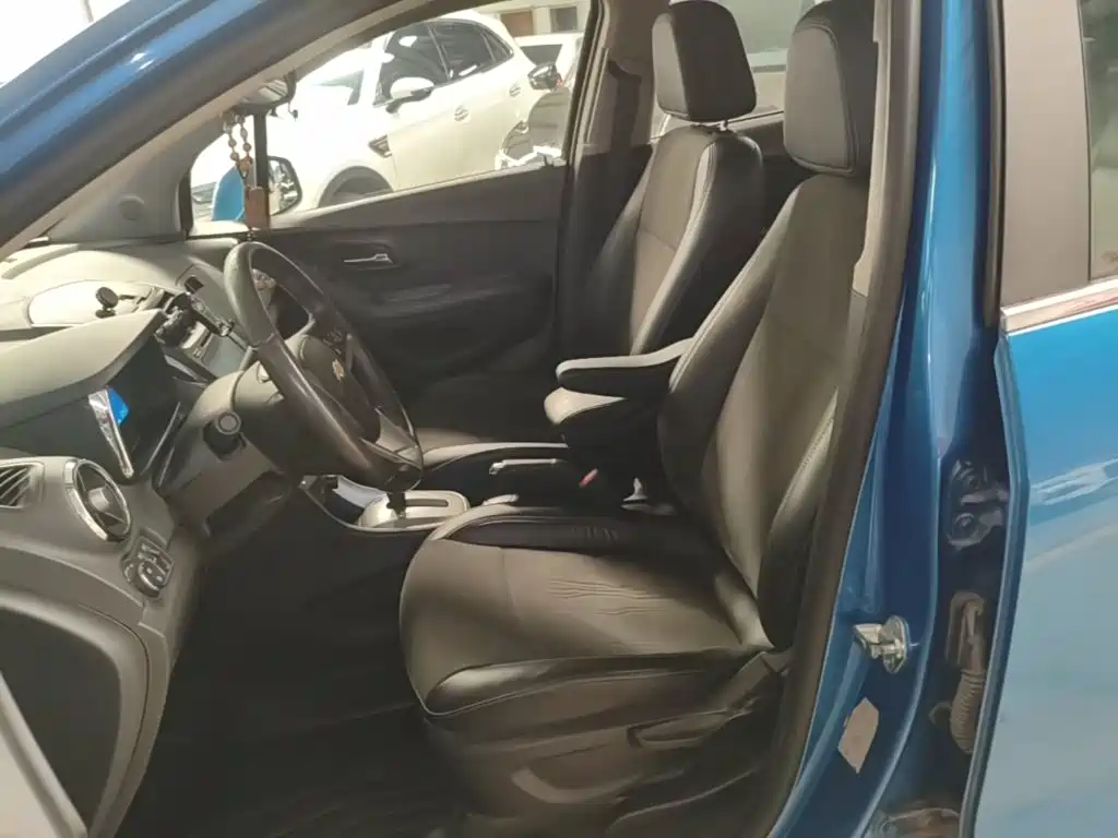 Chevrolet Trax 2015 — фото 15
