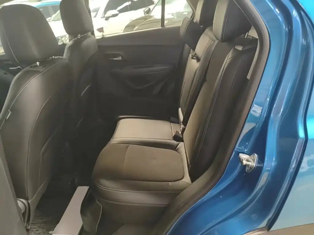 Chevrolet Trax 2015 — фото 17