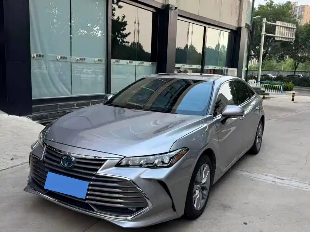 Toyota Avalon 2022 — фото 1