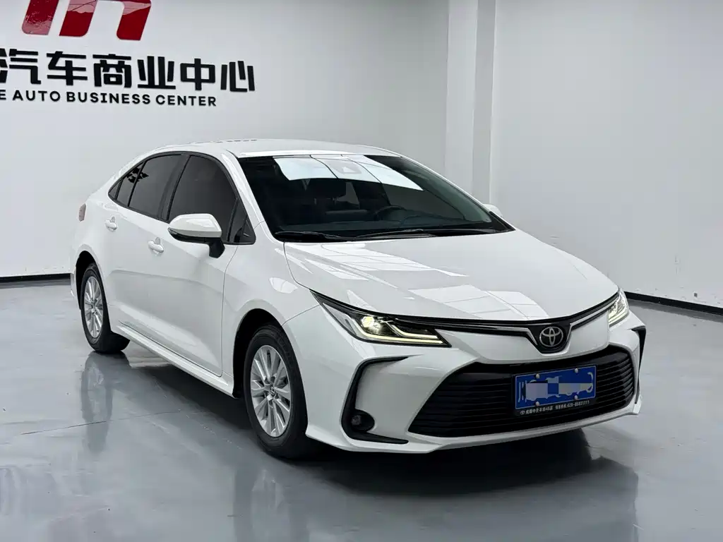 Toyota Corolla 2022 — фото 3