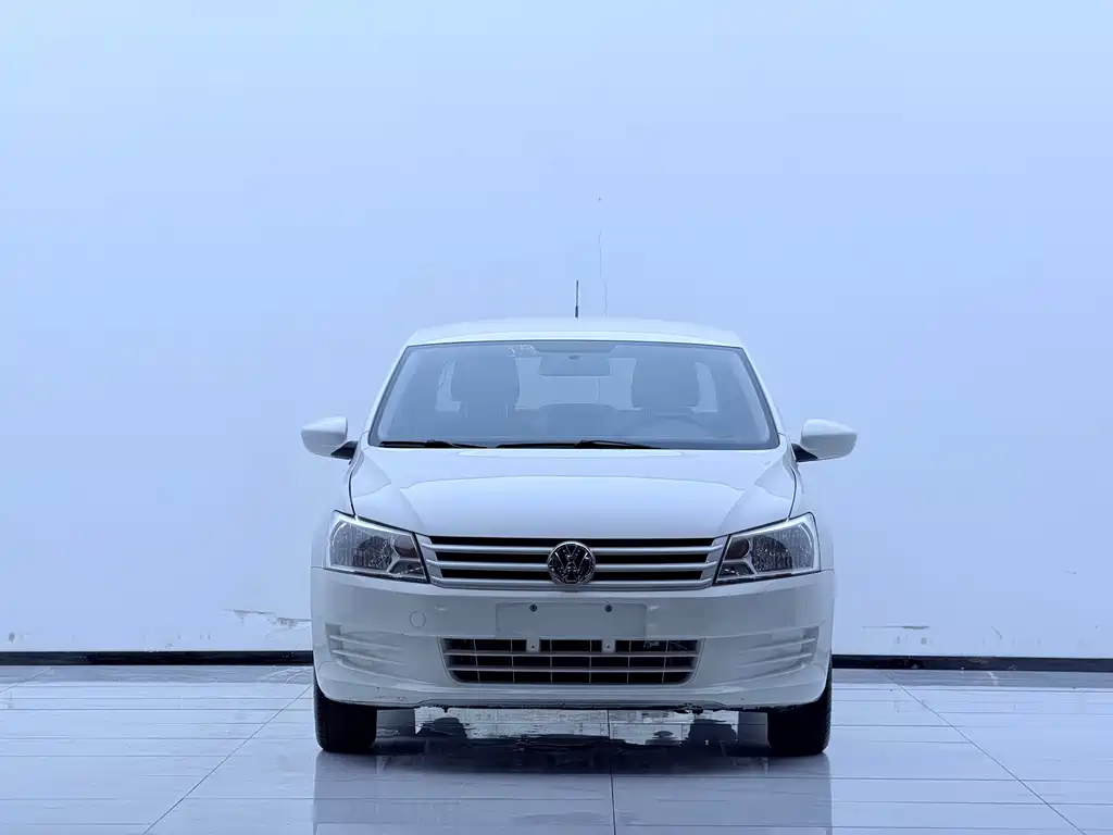 Volkswagen Santana 2013