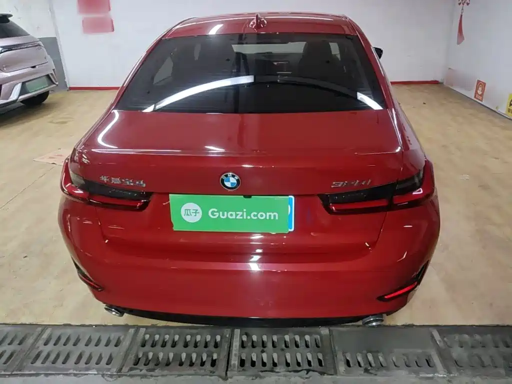 BMW 3 Series 2021