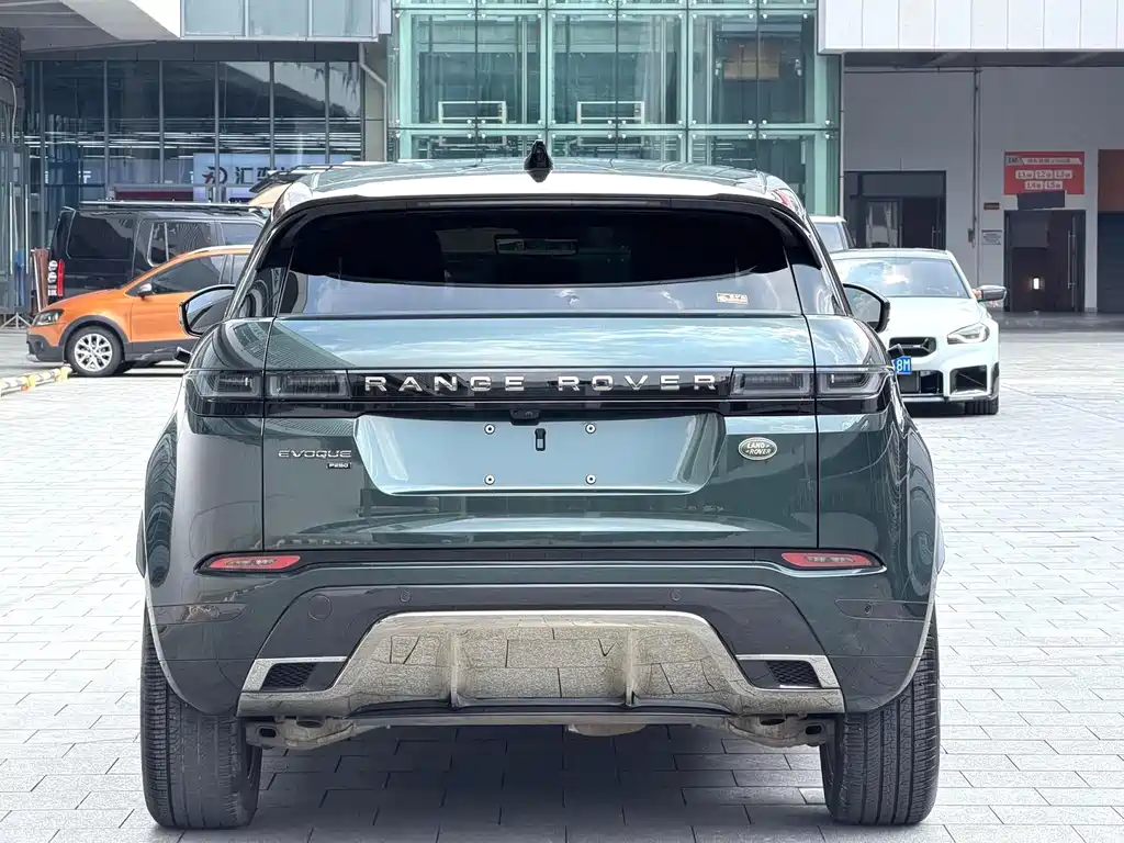 Land Rover Range Rover Evoque 2022 — фото 9