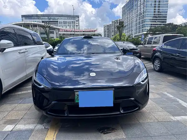 Xiaomi SU7 2025