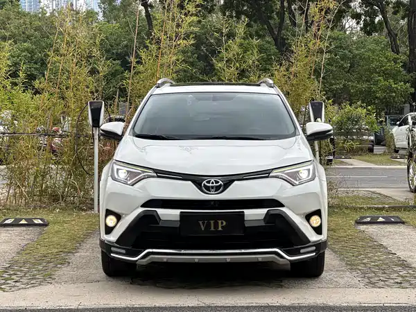 Toyota RAV4 2016