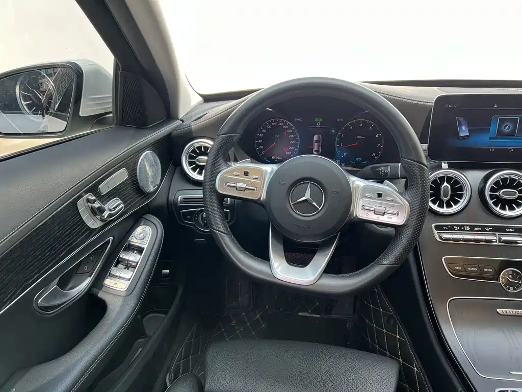 Mercedes-Benz C-Class 2022 — фото 11