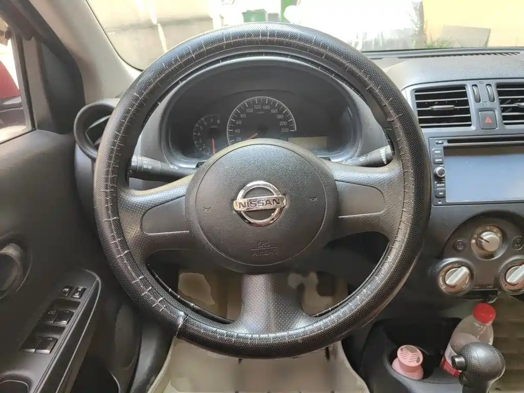 Nissan Sunny 2014 — фото 3