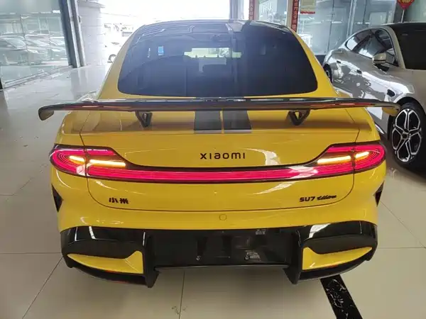 Xiaomi SU7 Ultra 2025