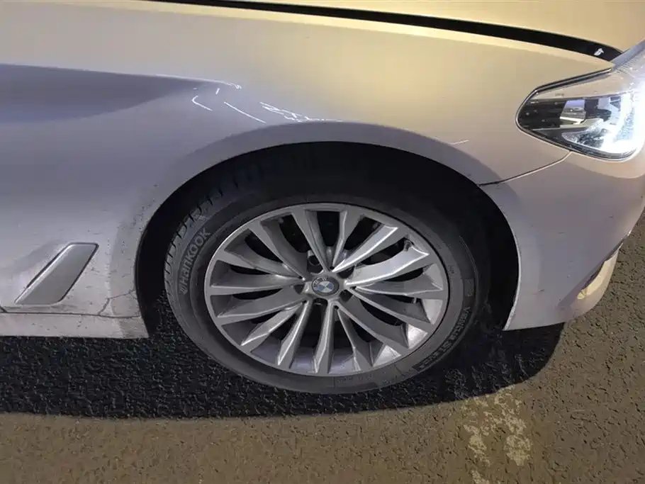 BMW 5 Series 2019