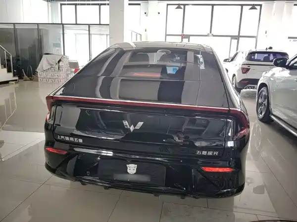Wuling Starlight 2024