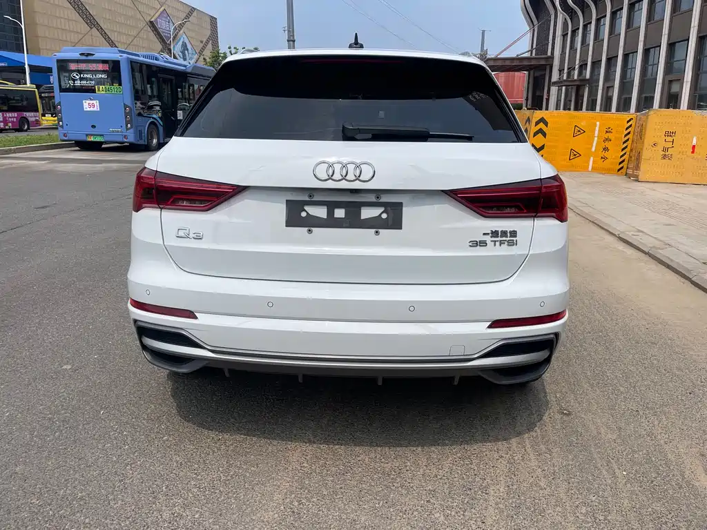 Audi Q3 2022