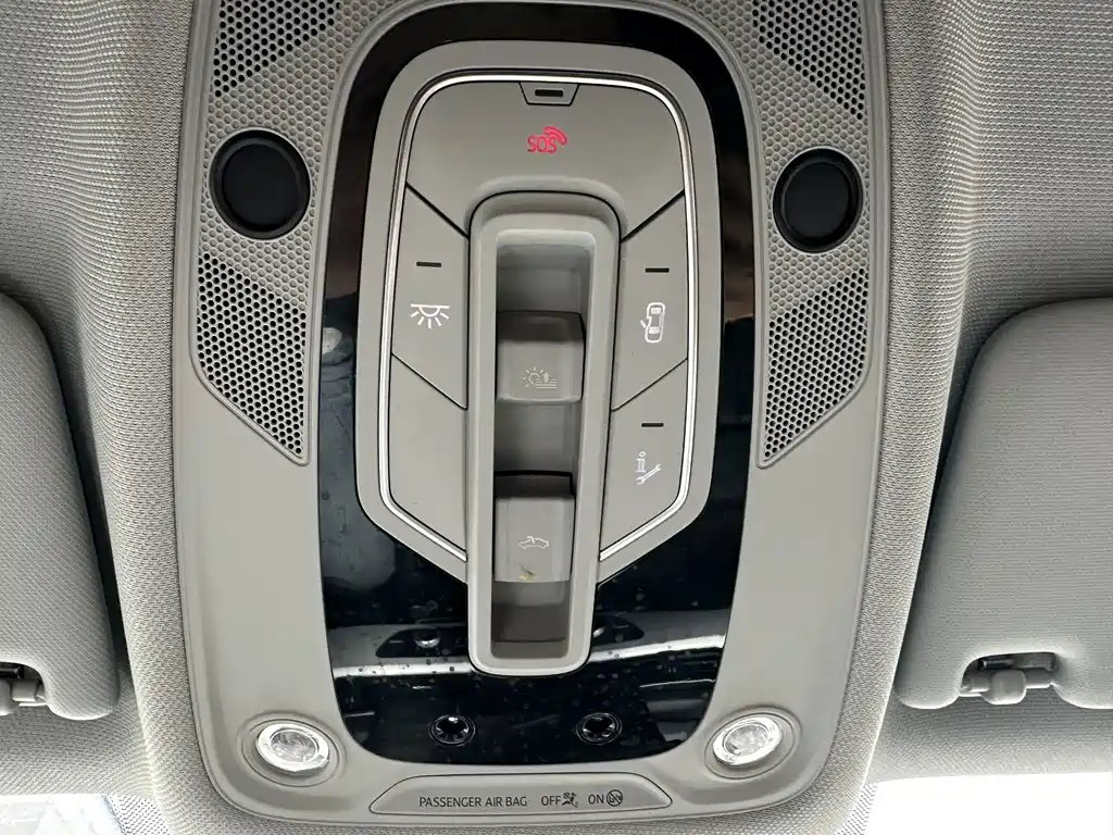 Audi A4L 2021 — фото 17
