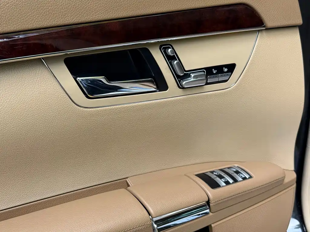 Mercedes-Benz S-Class 2008 — фото 33