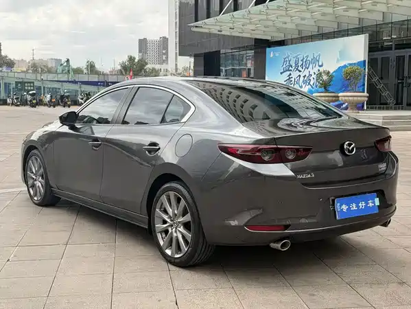 Mazda 3 Axela 2021