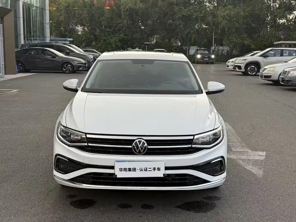 Volkswagen Bora 2023