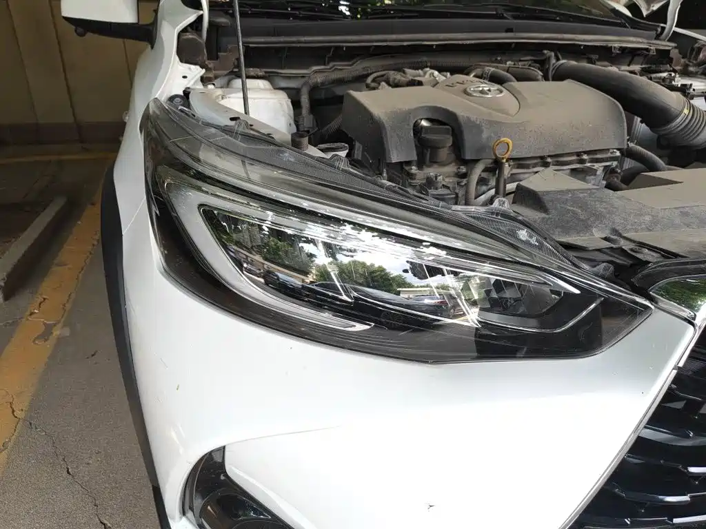 Toyota Yaris L 2023
