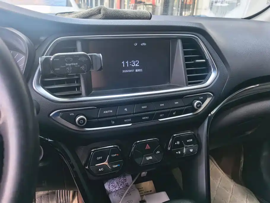 GAC Trumpchi GS4 2015 — фото 13