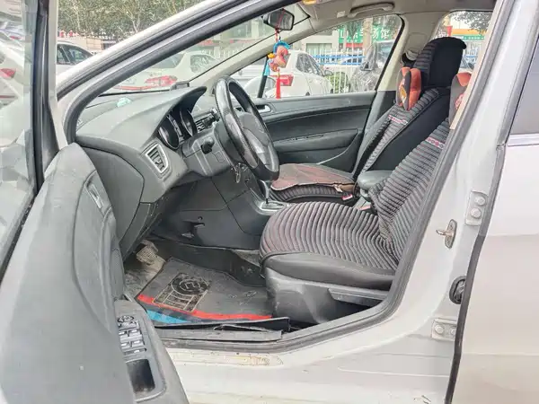 Peugeot 308 2014