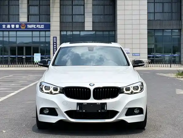 BMW 3 Series GT 2020