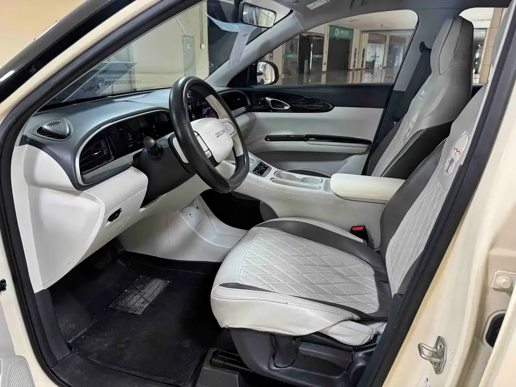 Geely Galaxy Starwish 2025 — фото 4