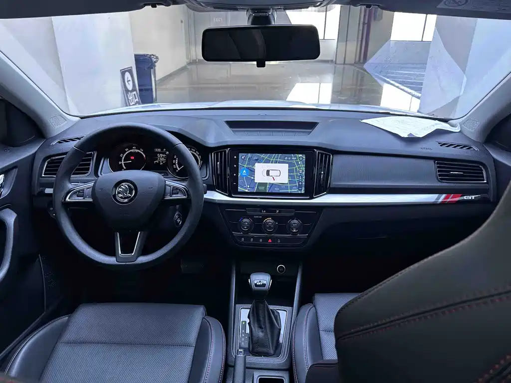 Skoda Kamiq 2023 — фото 17