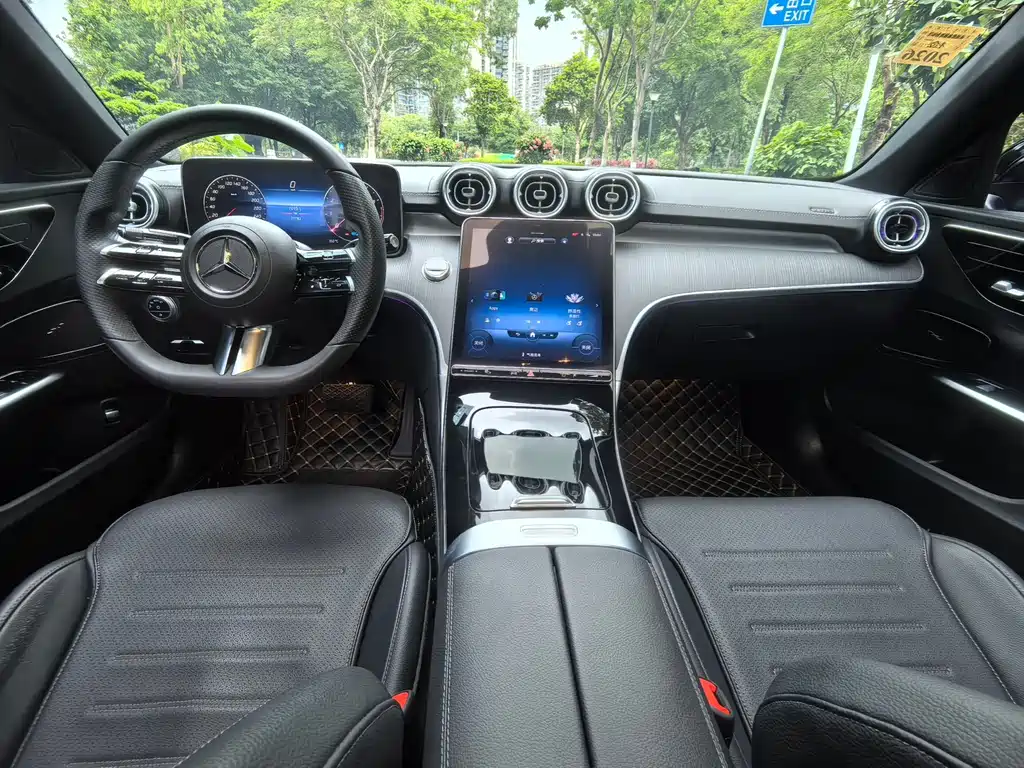 Mercedes-Benz C-Class 2022 — фото 11