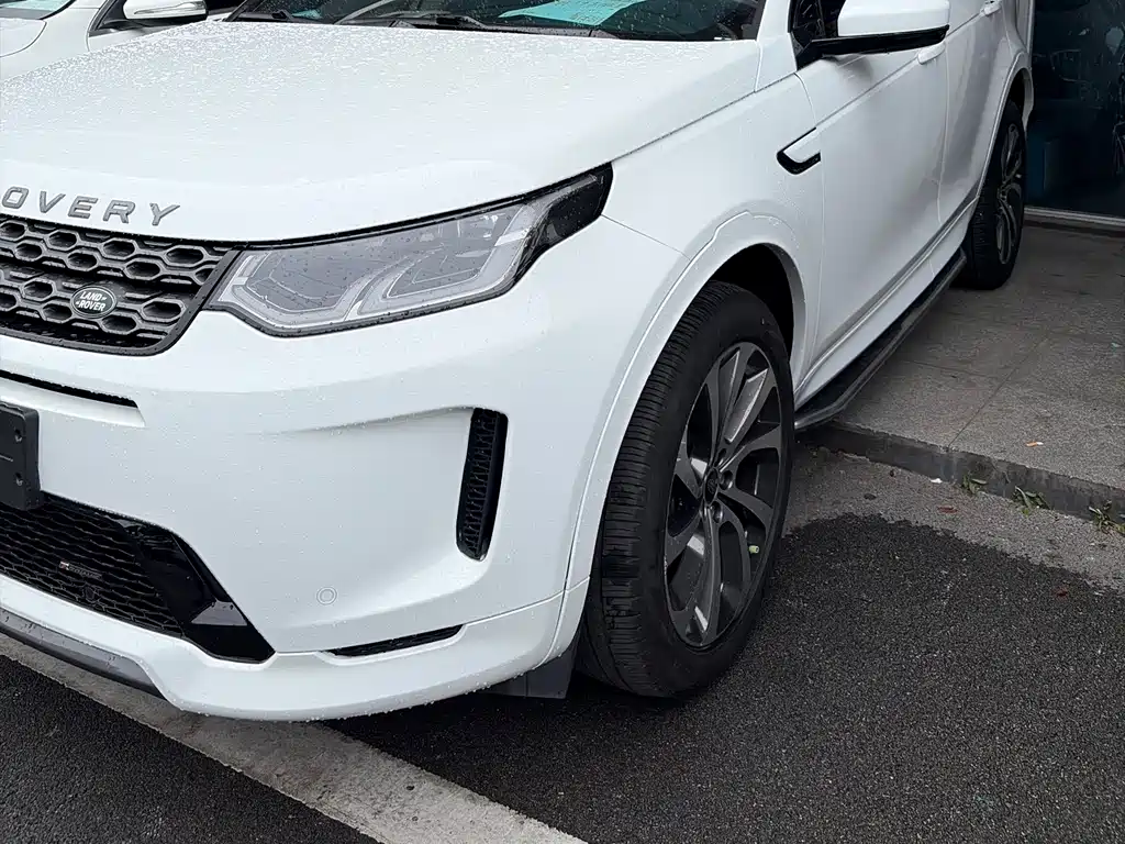Land Rover Discovery Sport 2022