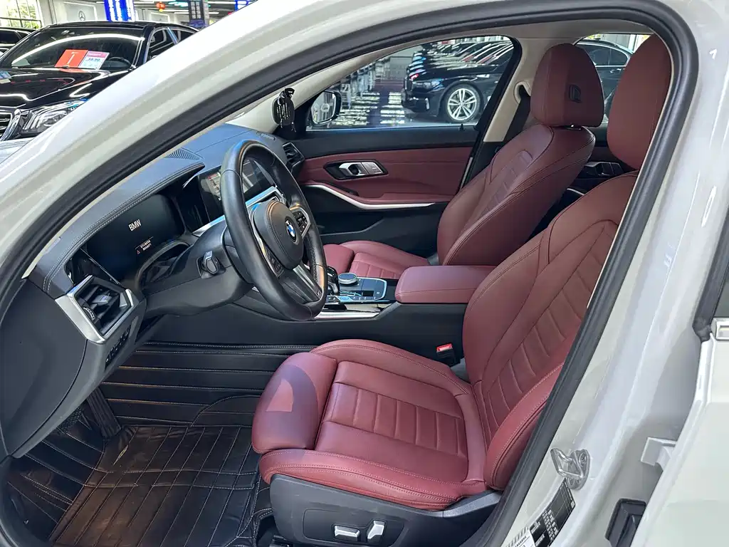 BMW 3 Series 2021