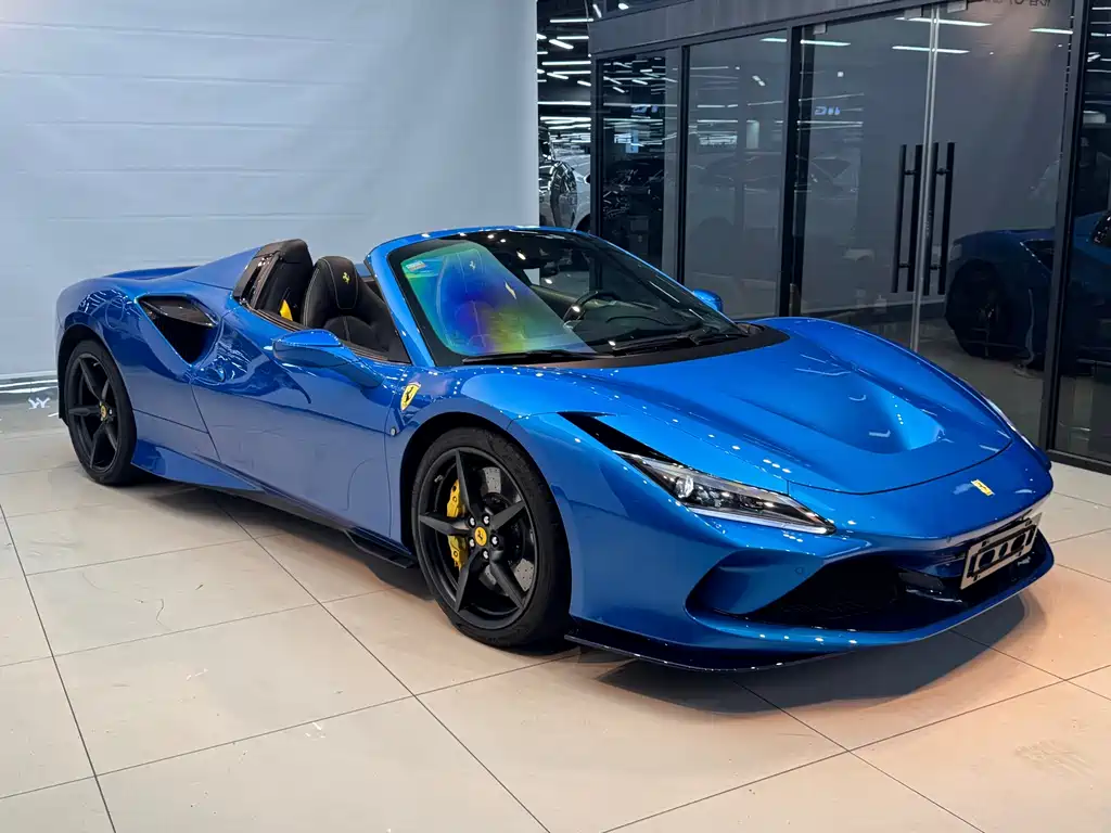 Ferrari F8 2021 — фото 5