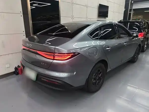 BYD Seal 05 DM-i 2026