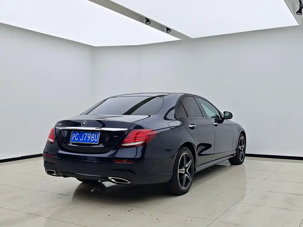 Mercedes-Benz E-Class 2019 — фото 9