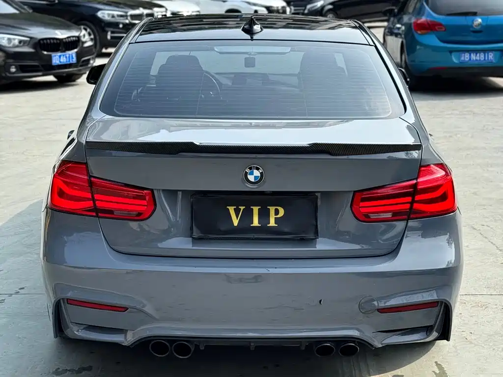 BMW 3 Series 2019 — фото 10