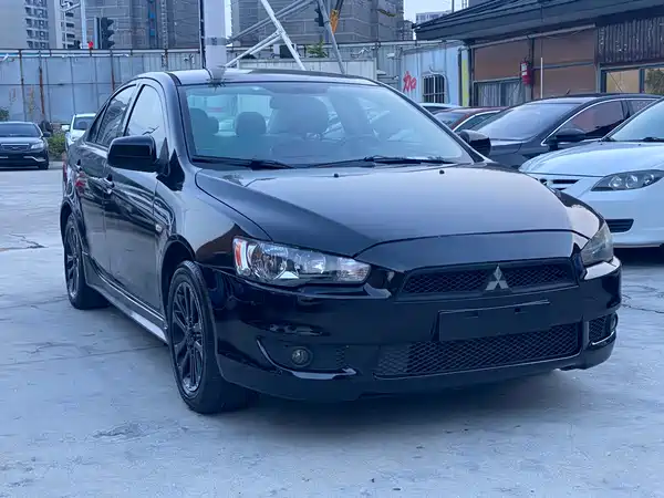 Mitsubishi Lancer EX 2010