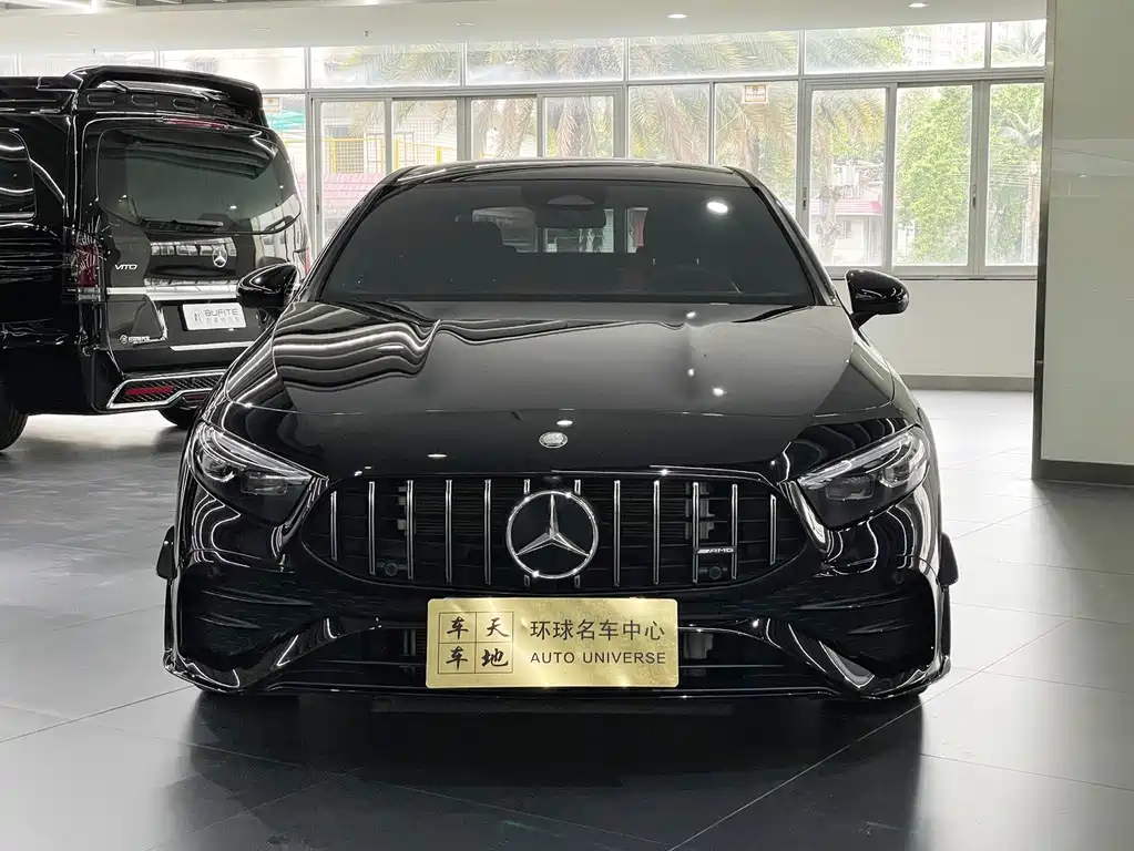 Mercedes-Benz A-Class AMG 2025 — фото 2