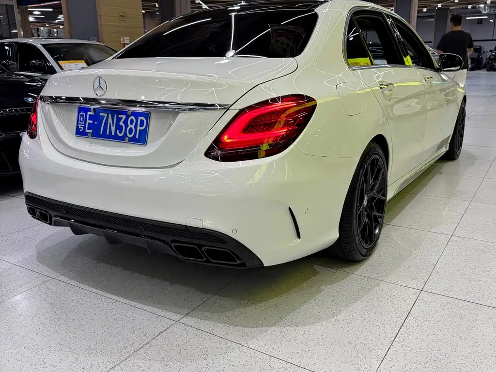 Mercedes-Benz C-Class 2019